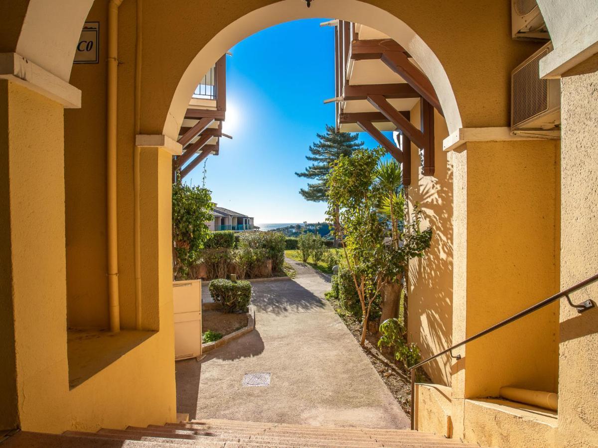 Apartment Village Cap Esterel - Le Village-76 By Interhome Сен-Рафаэль Экстерьер фото