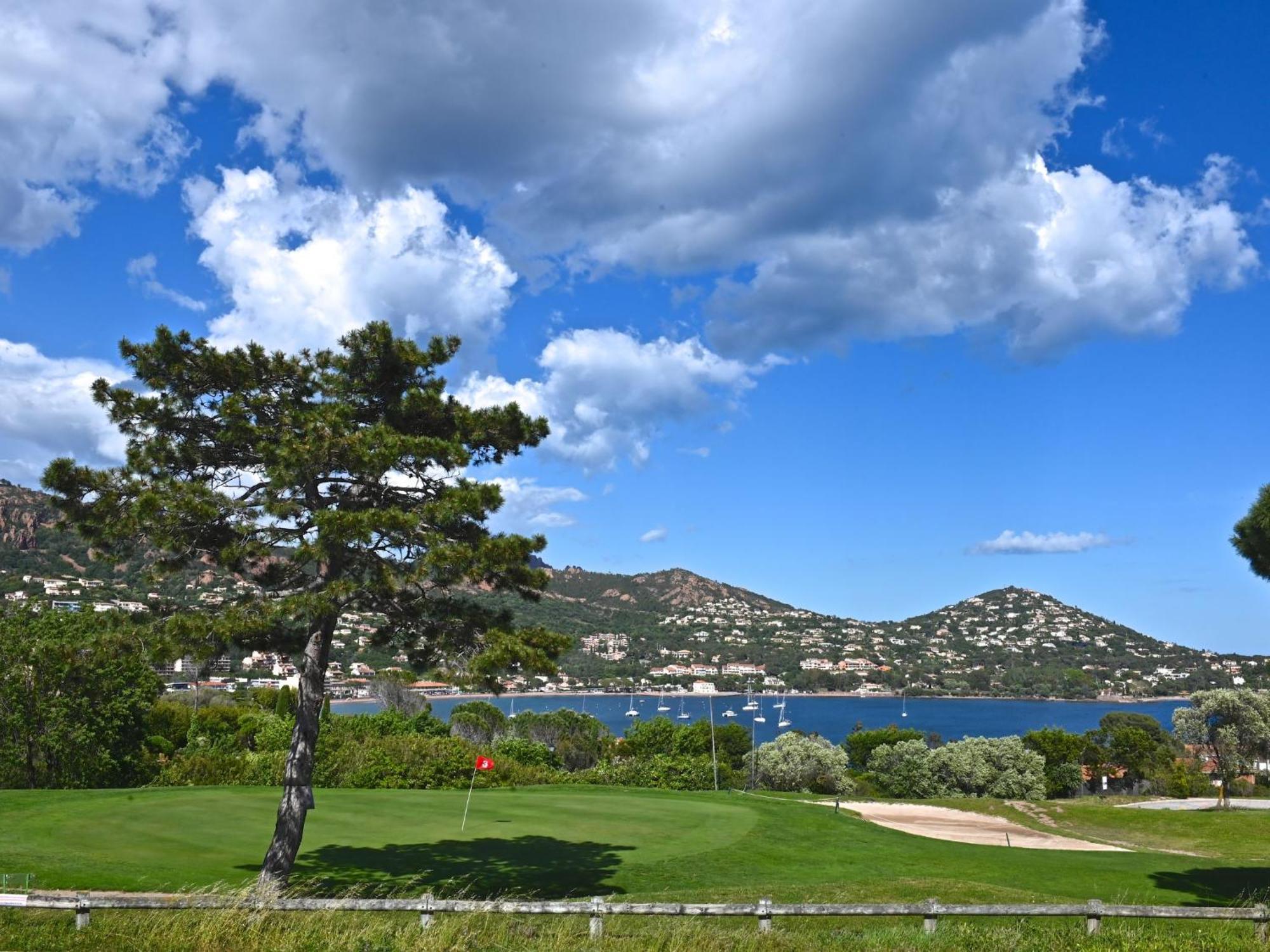 Apartment Village Cap Esterel - Le Village-76 By Interhome Сен-Рафаэль Экстерьер фото