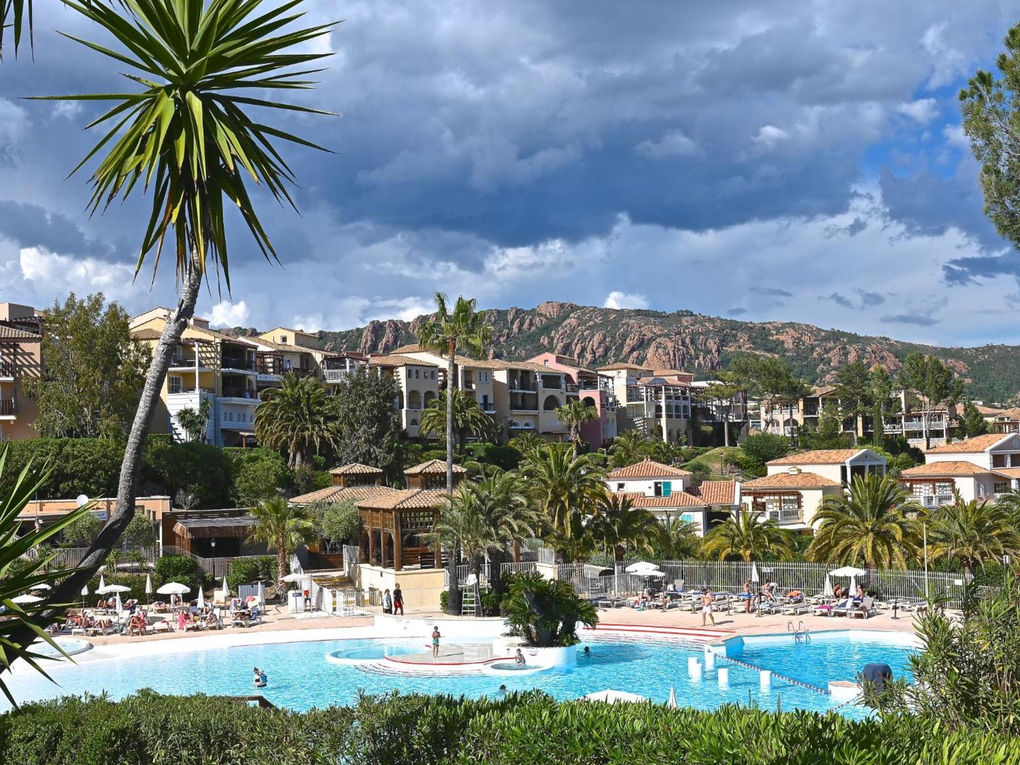 Apartment Village Cap Esterel - Le Village-76 By Interhome Сен-Рафаэль Экстерьер фото